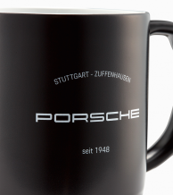 Porsche krūze melna