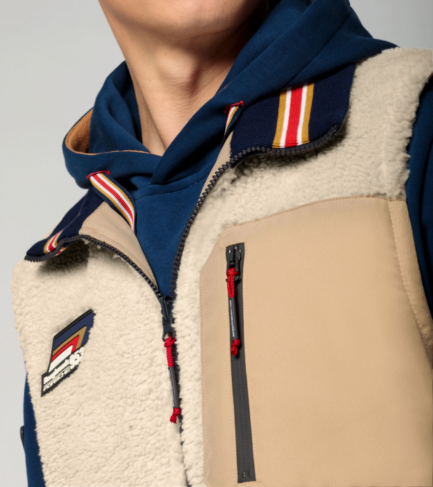 2 vienā: stilīga Porsche Roughroads veste