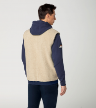 2 vienā: stilīga Porsche Roughroads veste