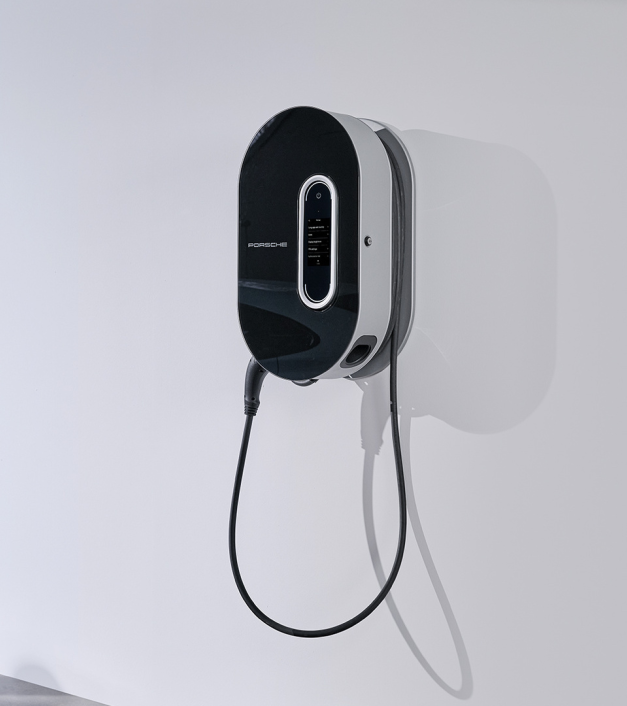 Porsche uzlādes dokstacija